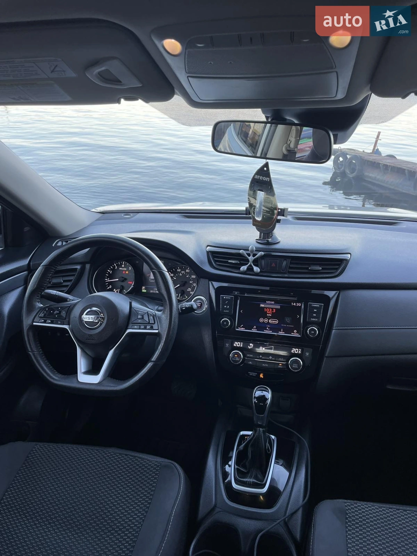 2018 Nissan Rogue - мініатюра 11