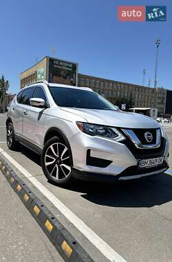 Внедорожник / Кроссовер Nissan Rogue 2016 в Николаеве