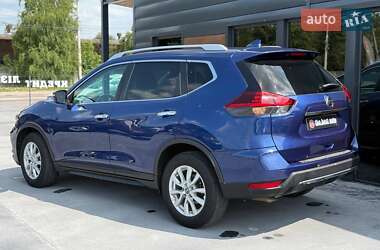Внедорожник / Кроссовер Nissan Rogue 2017 в 