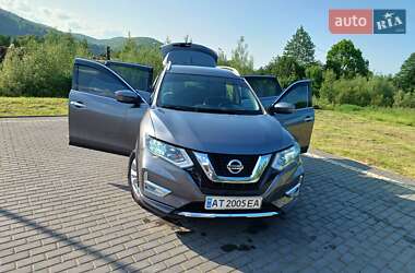 Позашляховик / Кросовер Nissan Rogue 2016 в Долині
