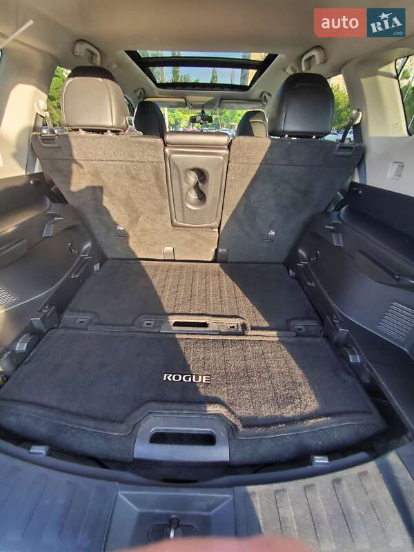 Позашляховик / Кросовер Nissan Rogue 2016 в Одесі