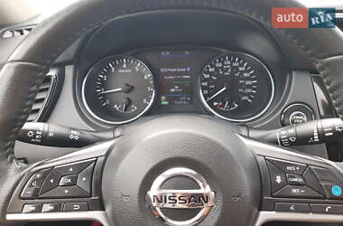 Внедорожник / Кроссовер Nissan Rogue 2019 в 