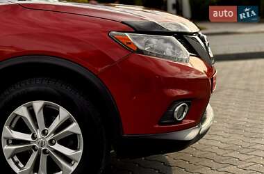 Позашляховик / Кросовер Nissan Rogue 2015 в 