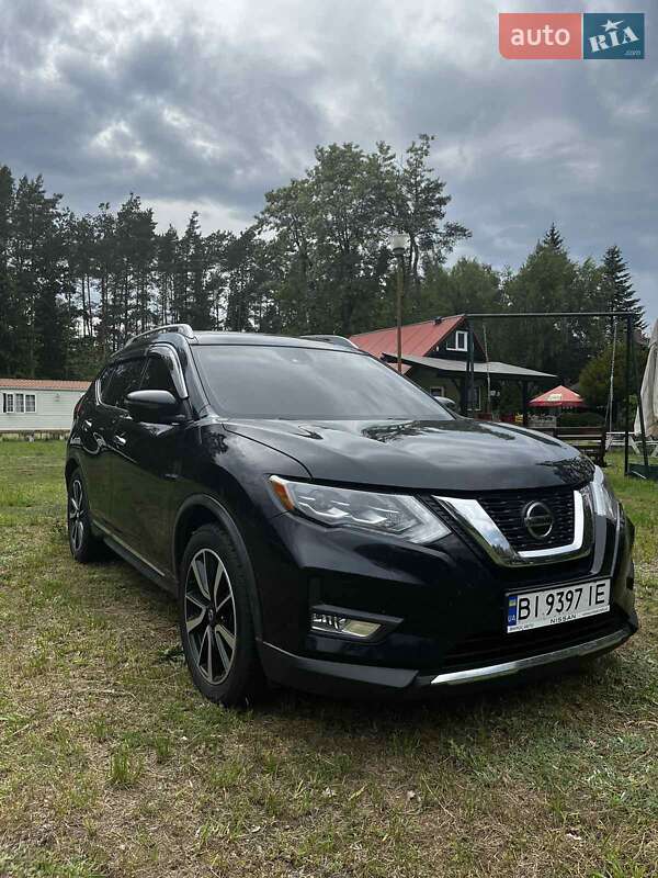Позашляховик / Кросовер Nissan Rogue 2018 в Полтаві