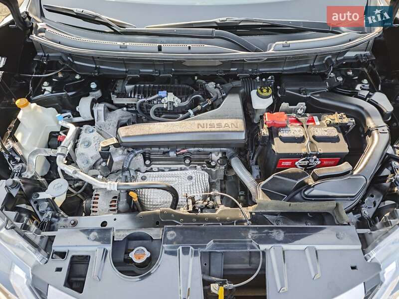 Позашляховик / Кросовер Nissan Rogue 2017 в Одесі