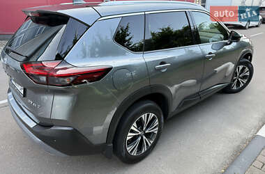 Позашляховик / Кросовер Nissan Rogue 2021 в 