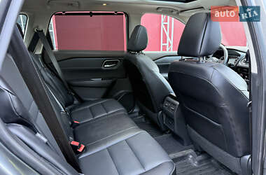 Позашляховик / Кросовер Nissan Rogue 2021 в 