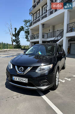 Позашляховик / Кросовер Nissan Rogue 2016 в Києві