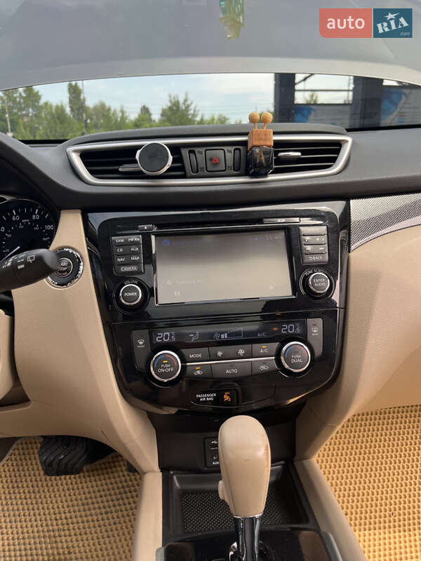 Позашляховик / Кросовер Nissan Rogue 2014 в Києві