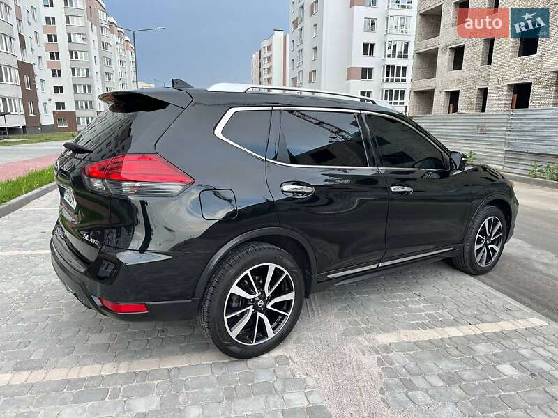 Позашляховик / Кросовер Nissan Rogue 2017 в Вінниці