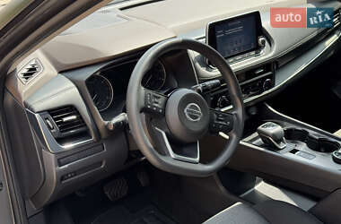 Внедорожник / Кроссовер Nissan Rogue 2021 в 