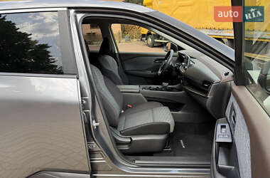 Внедорожник / Кроссовер Nissan Rogue 2021 в 