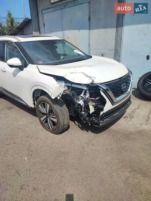 Внедорожник / Кроссовер Nissan Rogue 2023 в Киеве