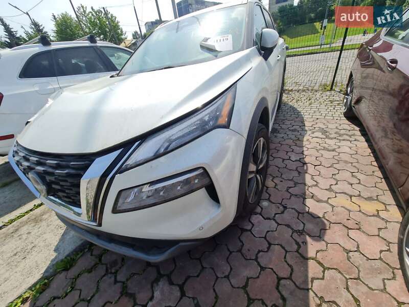 Внедорожник / Кроссовер Nissan Rogue 2023 в Киеве