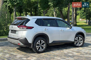Внедорожник / Кроссовер Nissan Rogue 2021 в 