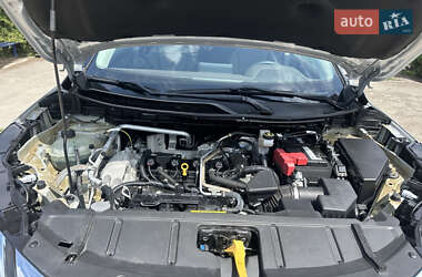 Внедорожник / Кроссовер Nissan Rogue 2021 в 