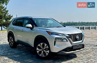Внедорожник / Кроссовер Nissan Rogue 2021 в 