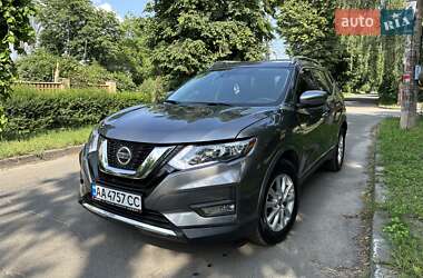 Внедорожник / Кроссовер Nissan Rogue 2018 в Киеве