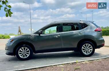 Внедорожник / Кроссовер Nissan Rogue 2019 в 