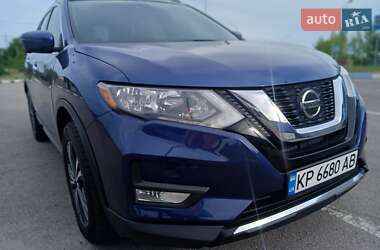 Позашляховик / Кросовер Nissan Rogue 2017 в Запоріжжі
