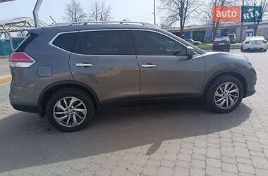 Внедорожник / Кроссовер Nissan Rogue 2014 в 