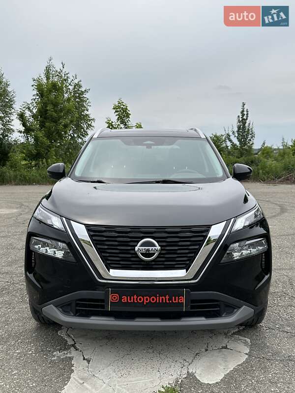 Позашляховик / Кросовер Nissan Rogue 2021 в Білогородці