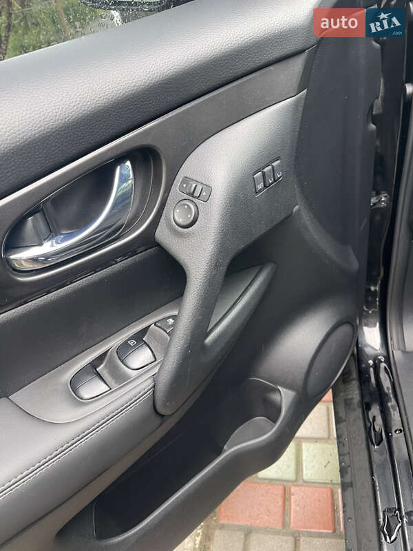 Внедорожник / Кроссовер Nissan Rogue 2020 в Кременчуге