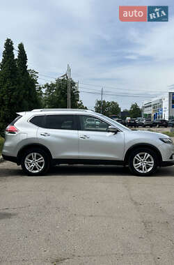 Внедорожник / Кроссовер Nissan Rogue 2015 в 