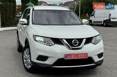Внедорожник / Кроссовер Nissan Rogue 2016 в Дубно
