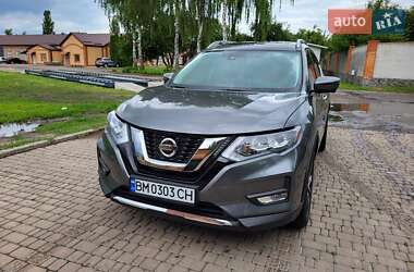 Позашляховик / Кросовер Nissan Rogue 2018 в Ромнах