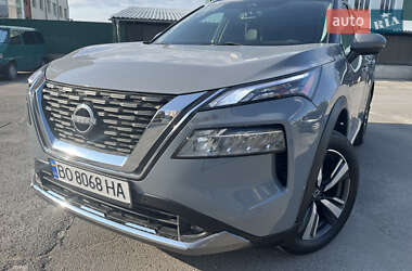 Внедорожник / Кроссовер Nissan Rogue 2022 в Тернополе