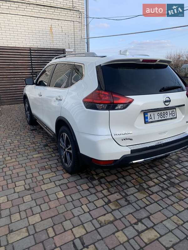 Позашляховик / Кросовер Nissan Rogue 2017 в Білій Церкві