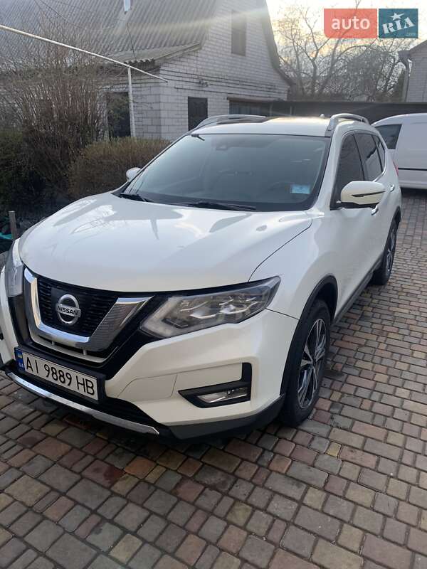 Позашляховик / Кросовер Nissan Rogue 2017 в Білій Церкві