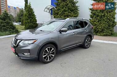 Внедорожник / Кроссовер Nissan Rogue 2019 в 