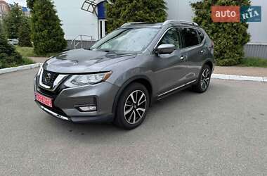 Внедорожник / Кроссовер Nissan Rogue 2019 в 