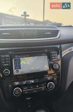 Позашляховик / Кросовер Nissan Rogue 2014 в 