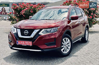 Позашляховик / Кросовер Nissan Rogue 2018 в Полтаві