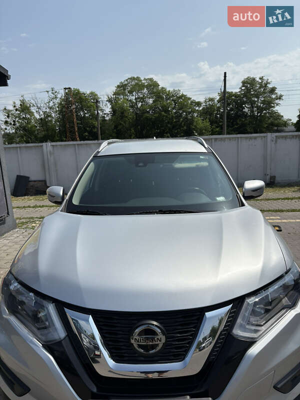 Позашляховик / Кросовер Nissan Rogue 2019 в Києві