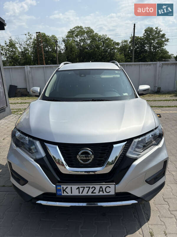 Позашляховик / Кросовер Nissan Rogue 2019 в Києві