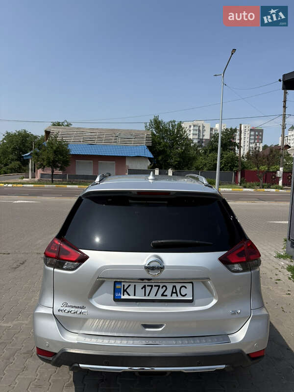 Позашляховик / Кросовер Nissan Rogue 2019 в Києві