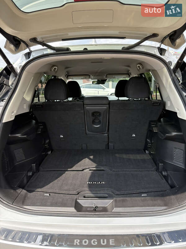 Позашляховик / Кросовер Nissan Rogue 2019 в Києві
