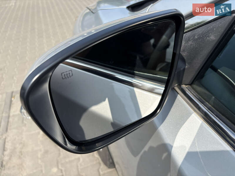 Позашляховик / Кросовер Nissan Rogue 2019 в Києві