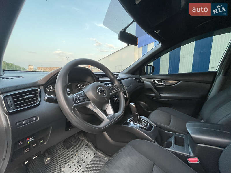 Внедорожник / Кроссовер Nissan Rogue 2017 в Одессе
