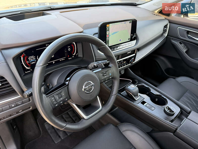 Внедорожник / Кроссовер Nissan Rogue 2023 в Днепре