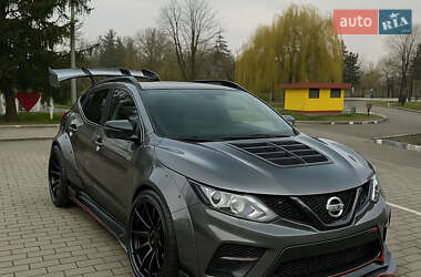 Внедорожник / Кроссовер Nissan Rogue 2017 в Луцке