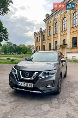 Позашляховик / Кросовер Nissan Rogue 2017 в Чернігові