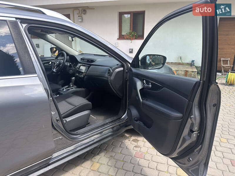 Позашляховик / Кросовер Nissan Rogue 2016 в Буську фото 10 Позашляховик / Кросовер Nissan Rogue 2016 в Буську