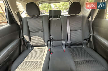 Внедорожник / Кроссовер Nissan Rogue 2016 в Буске