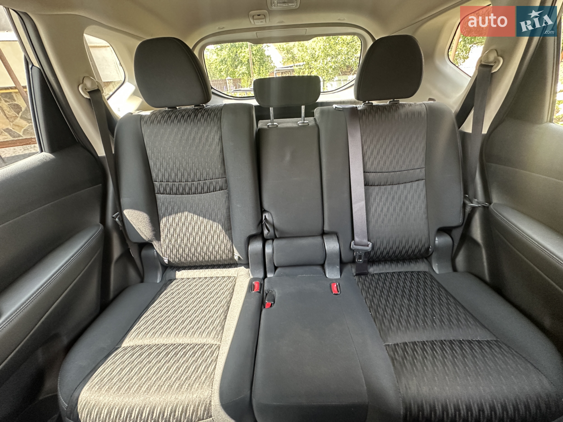 2016 Nissan Rogue - мініатюра 15