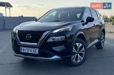 Позашляховик / Кросовер Nissan Rogue 2021 в Одесі